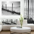 thumbnail image 1 of Paysage en Neige avec Clôture, 1 of 1