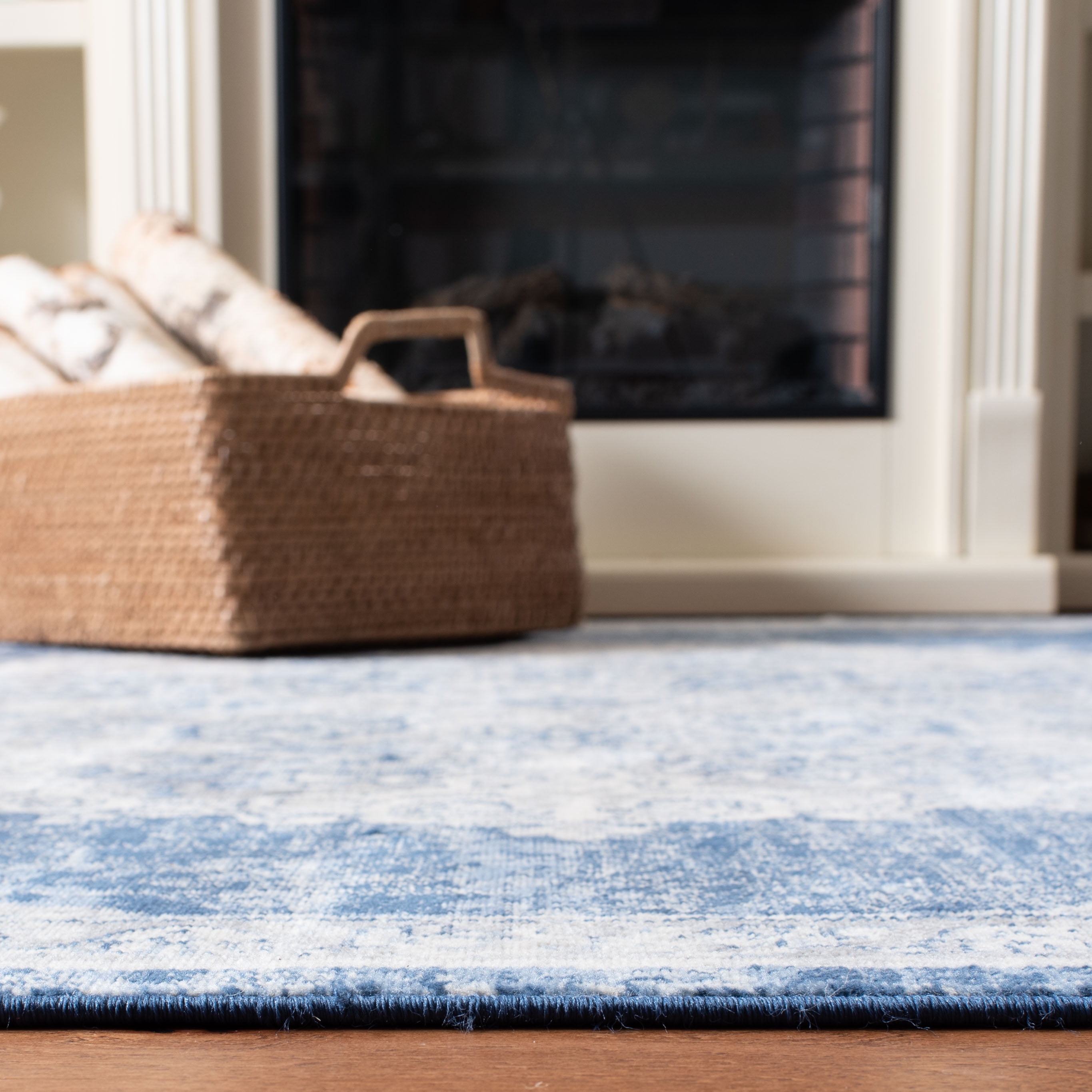 SAFAVIEH Brentwood Cahal Oriental Area Rug, Navy/Ivory, 4' x 6'