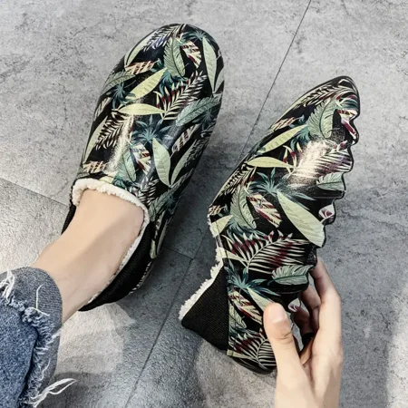 

Men‘s Cotton Lining Slip On Home Shoes Winter