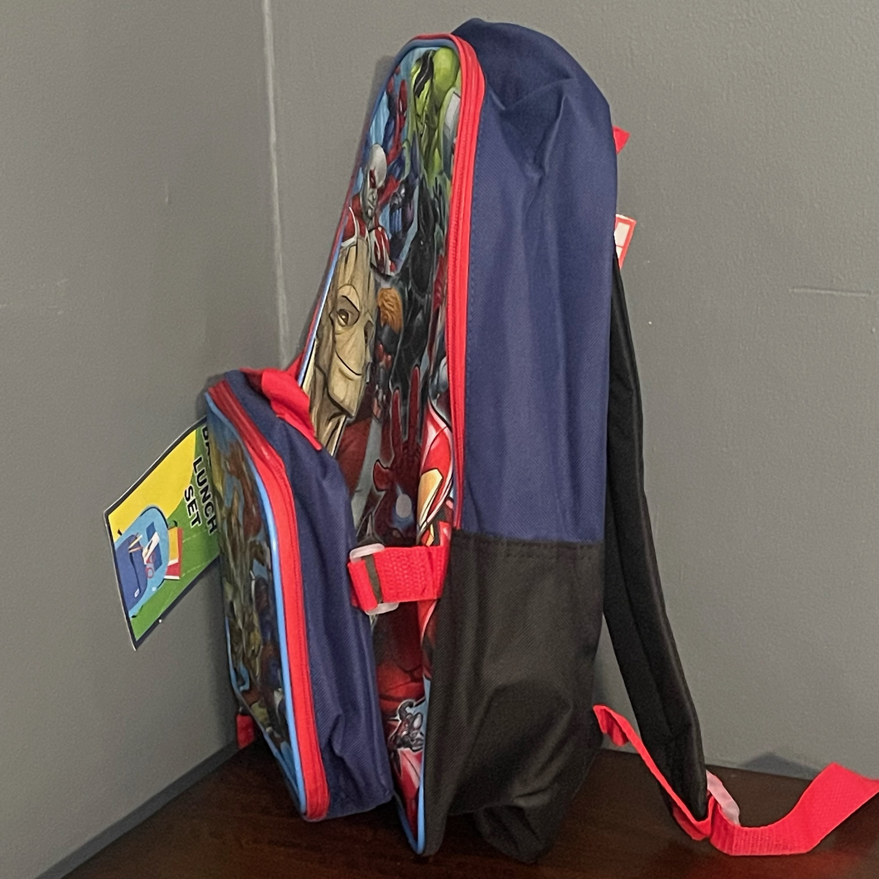 Marvel Avengers 16" Backpack With Detachable Matching Lunch Box