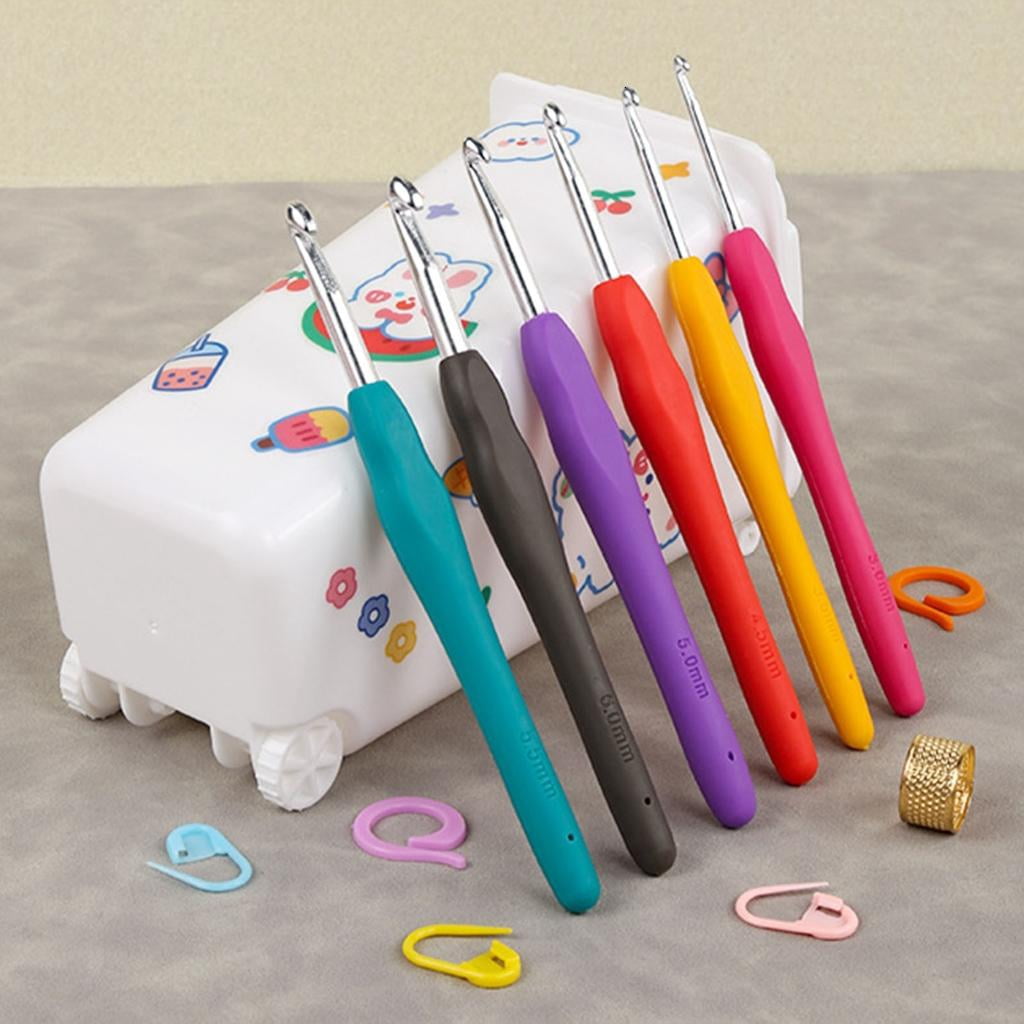 Crochet Hooks Set, Ergonomic Knitting Needle and Accessories Kits with Storage Case and Crochet Needle Accessories