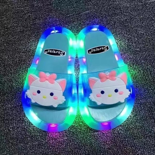 Zapatillas para niños y niñas, zapatos con estampado de animales de unicornio de dibujos animados, zapatos bonitos de moda iluminados, zapatillas de baño para niños pequeños