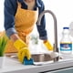 thumbnail image 2 of Limpiador desinfectante con lejía Clorox Regular 710 ml, paquete de 2, 2 of 7