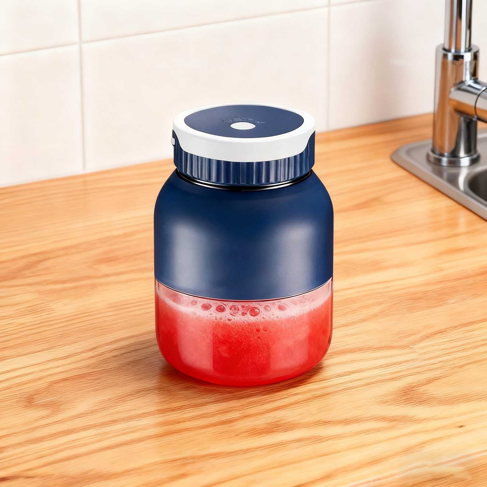 Portable Mini Food USB C Rechargeable Personal Smoothie Maker With Travel Lid Dishwasher Safe Cup For Effortless Mixing