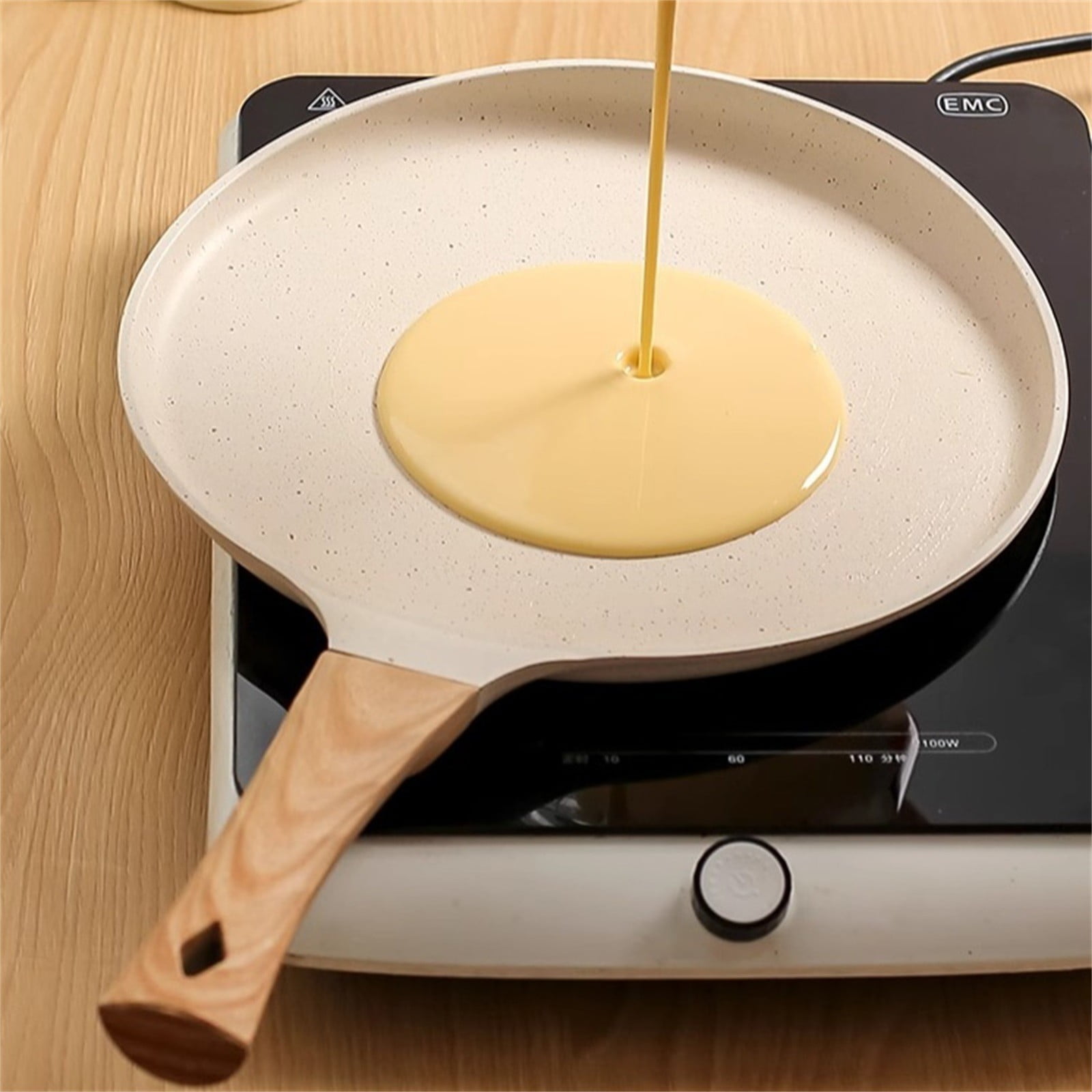 Kingtowag White Granite-Coated Frying Pan 20X20Cm, Non-Stick Crepe Pan with Spreader, Compatible with All Stovetops for Easy Cooking