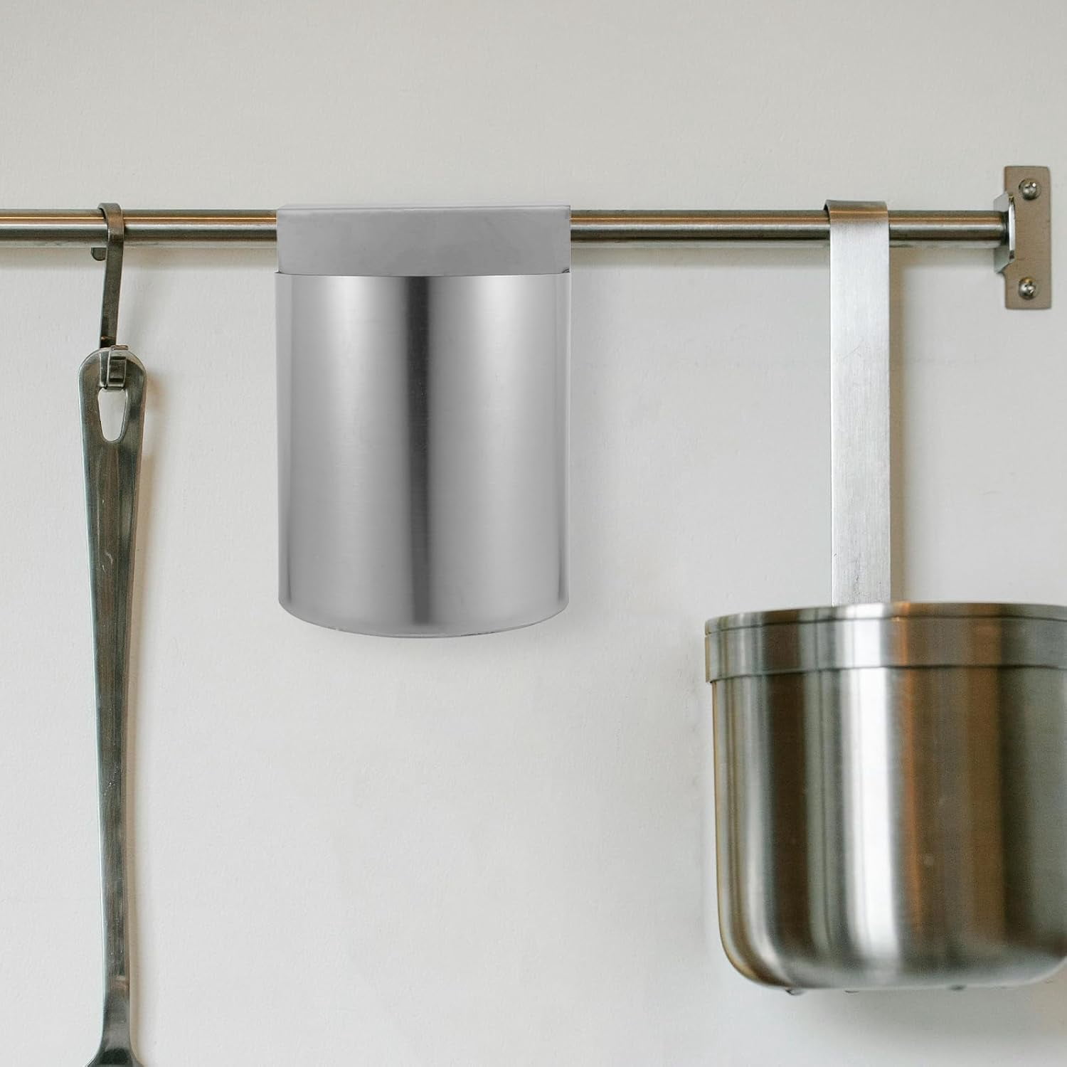 ABCISI Ice Scoop Holder Hanging Organizer, Heavy Duty Metal Storage Box for Fridge Shelf, Ice Maker, Freezer, Supermarket, Home Use