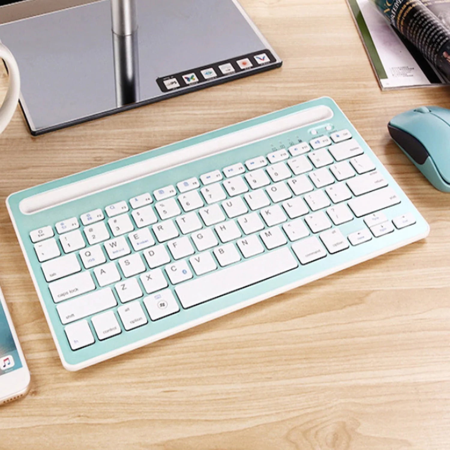 Multi-Task Master Of All Bluetooth Keyboard - WHITE