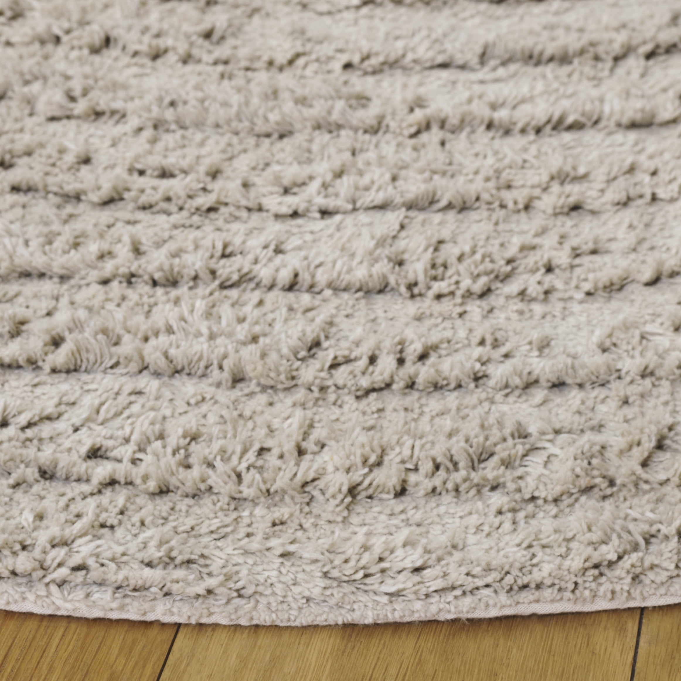 Safavieh Easy Care Edythe Solid Machine Washable Area Rug, Light Gray, 4' x 4' Round