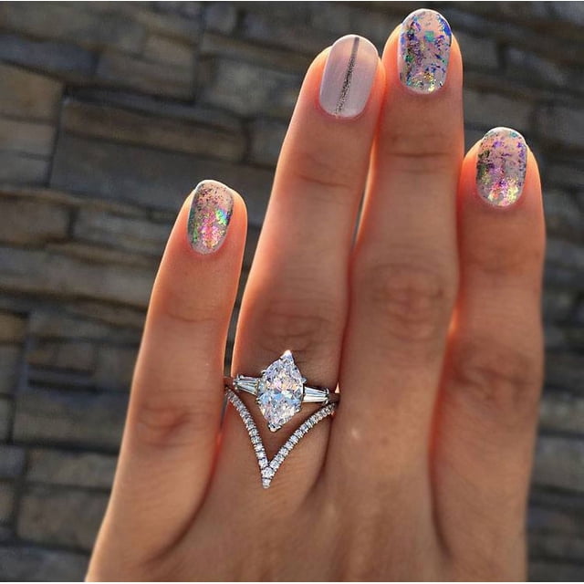 Fiudx Anillo Elegante, Alianza de Boda con Un Diseño Espectacular, Joya de Compromiso Única, Hermoso Regalo de Aniversario, Ideal para Ocasiones Especiales, Un Gesto Romántico, Disponible En Varios T