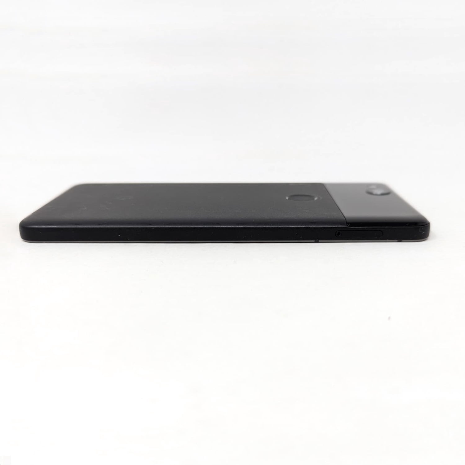 Google Pixel 2 64GB G011A Factory Unlocked 5" AMOLED Display 4GB RAM 12.2MP Smartphone - Just Black (Good)