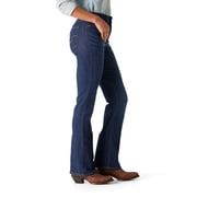 Levi Strauss Signature Women's and Women's Plus Mid Rise Slimming Bootcut Jeans, Sizes 2-26