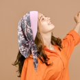 thumbnail image 4 of Gorro multifunción Salvador para mujer Estampado Cuidado del cabello Rosa ameba, 4 of 10