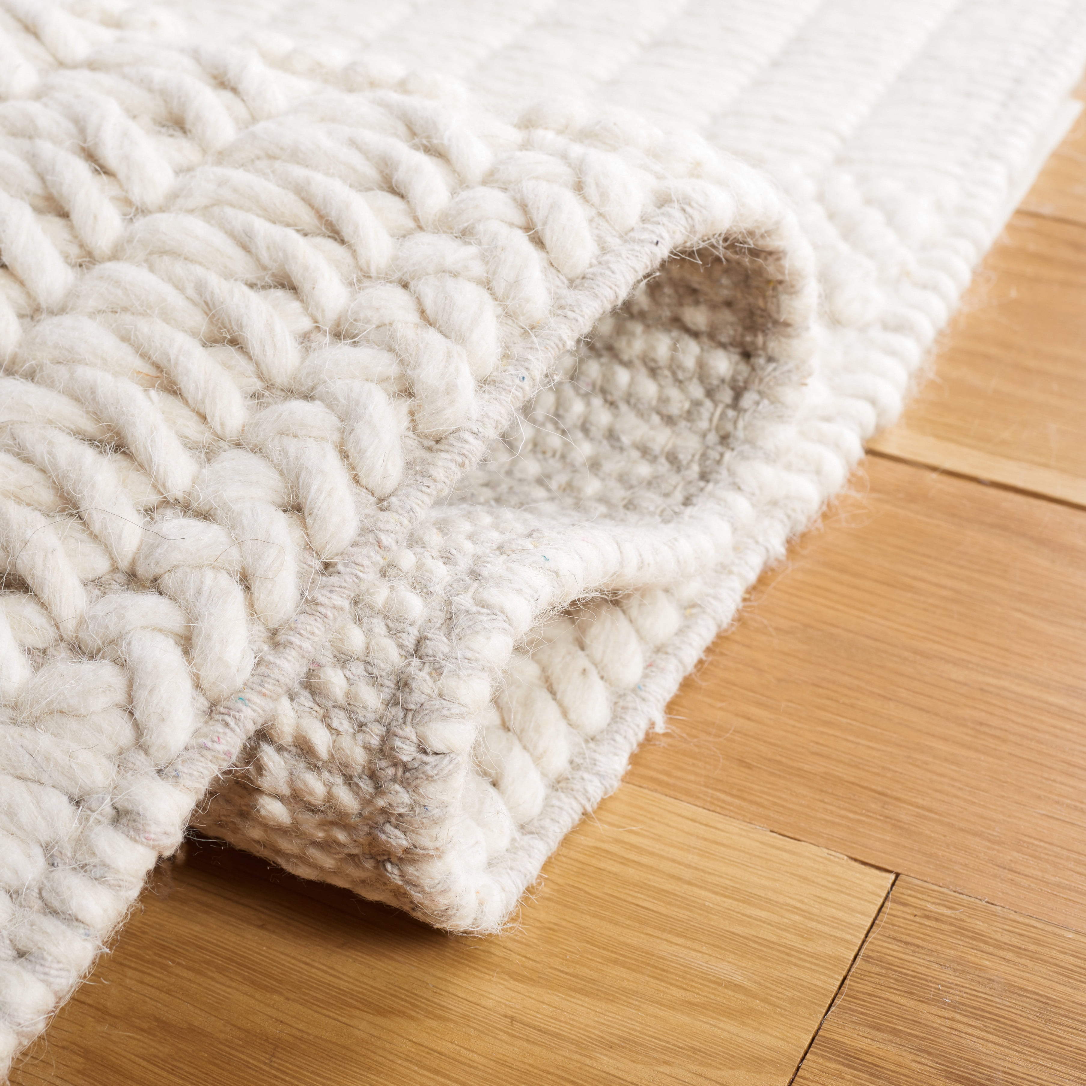 SAFAVIEH Natura Danny Striped Area Rug, Ivory, 6' x 6' Square