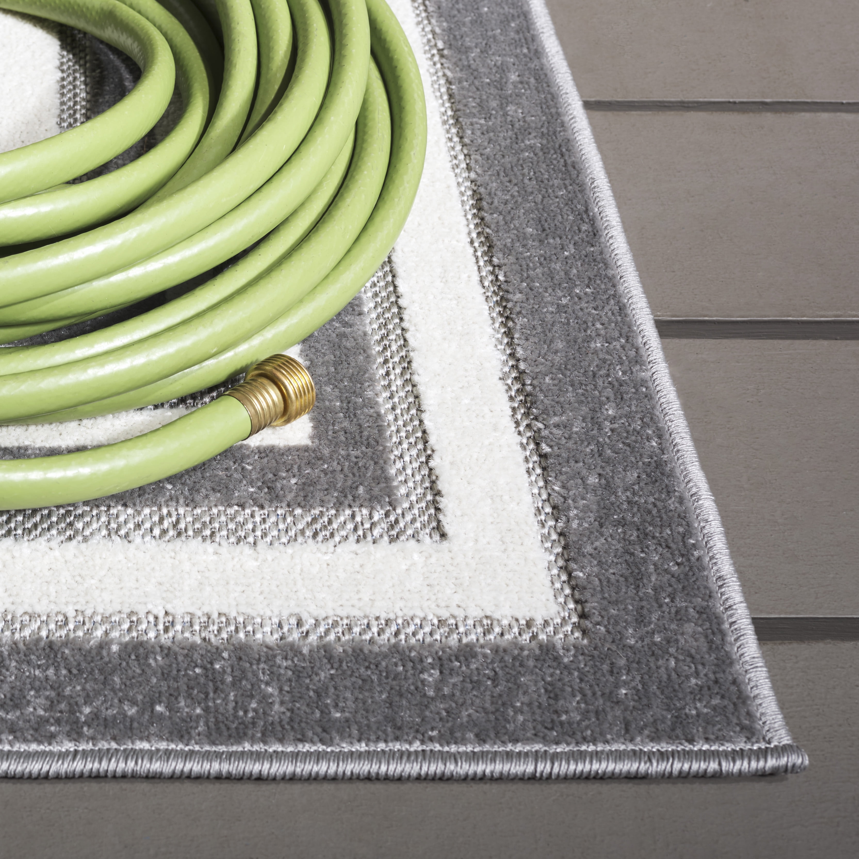 SAFAVIEH Cabana Henry Striped Indoor/Outdoor Runner Rug, Grey/Ivory, 2'2" x 9'