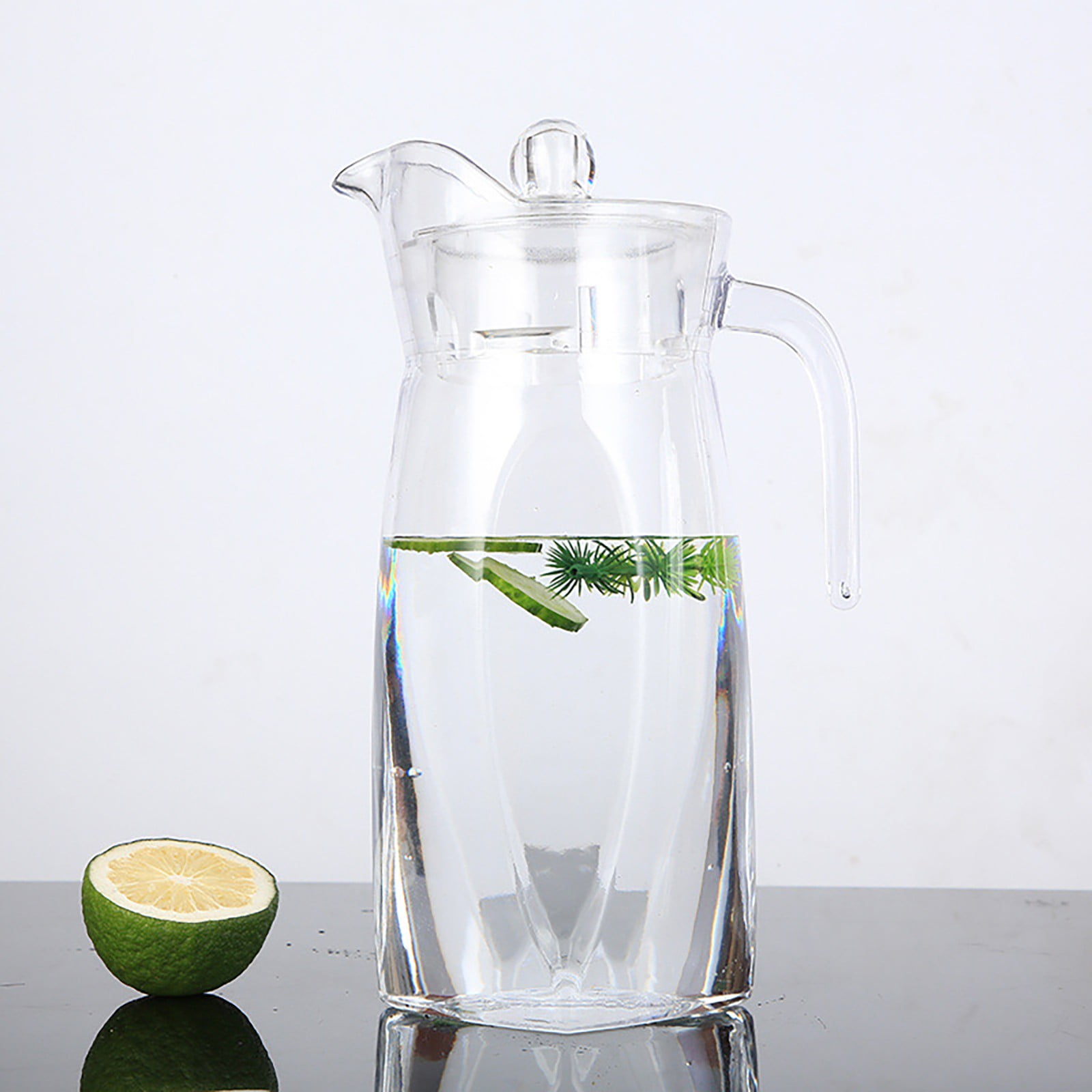 Acrylic Water Pitcher with Lid, Spout Handle Clear Plastic Pitcher Heat Resistant Carafe Unbreakable Beverage Container Fridge Jug for Juice Ice Tea Sangria Lemonade(1.3L,Diamond)