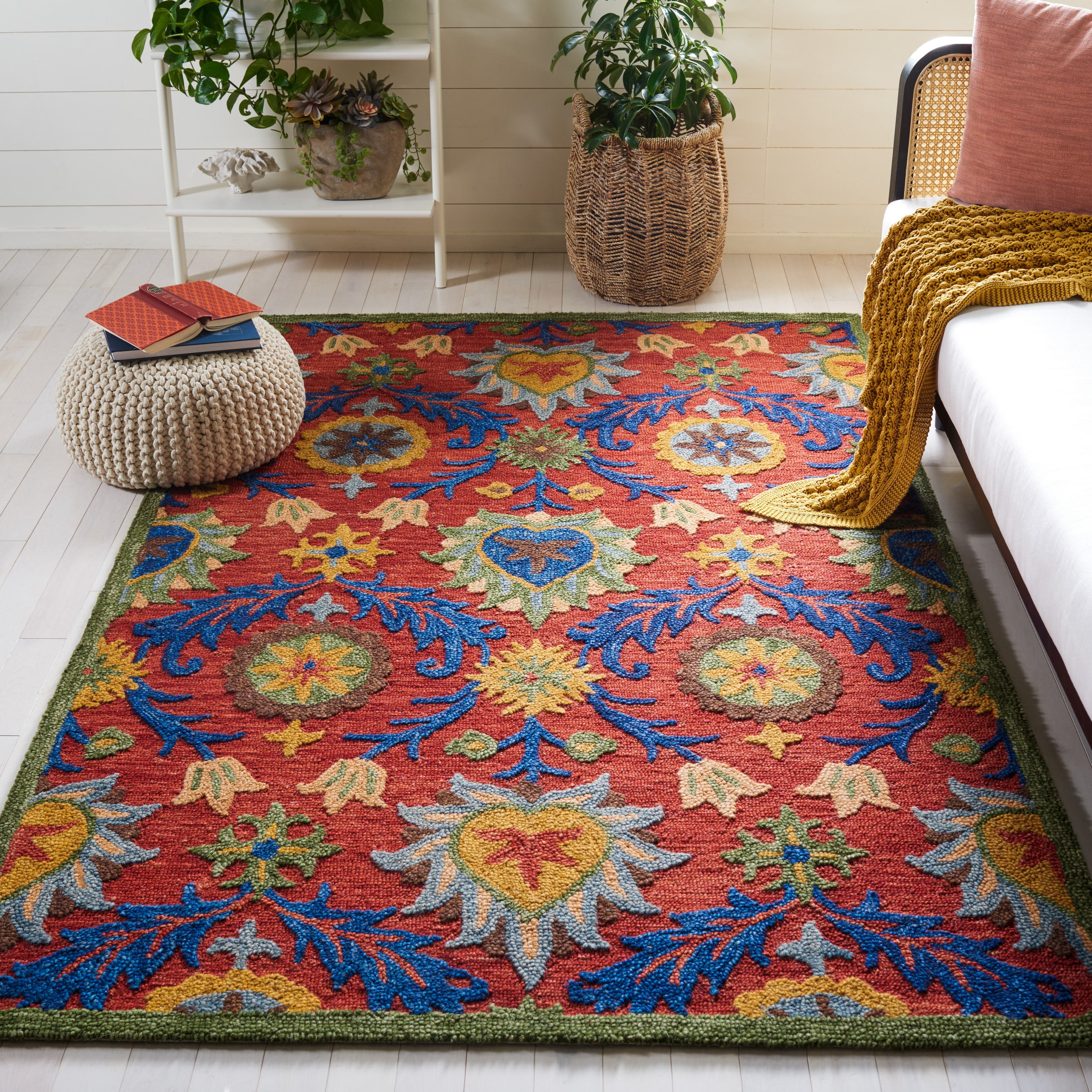 SAFAVIEH Blossom Cantor Floral Area Rug, Red/Blue, 5' x 8'