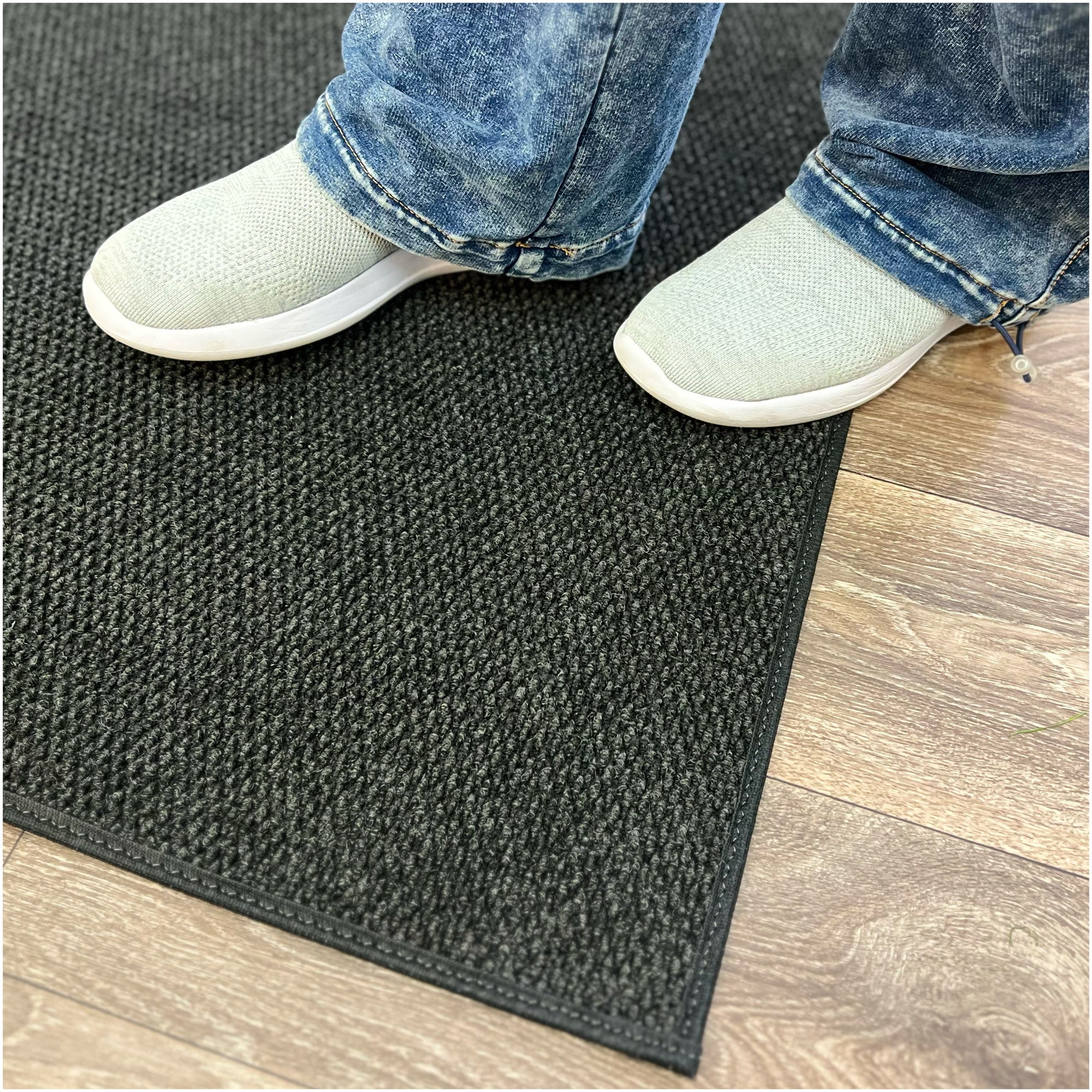 6'x12' Soft Indoor/Outdoor Hobnail Style Area Rugs. Lightweight and Flexible for Easy Cleaning and Transport (Color: Black Ice)