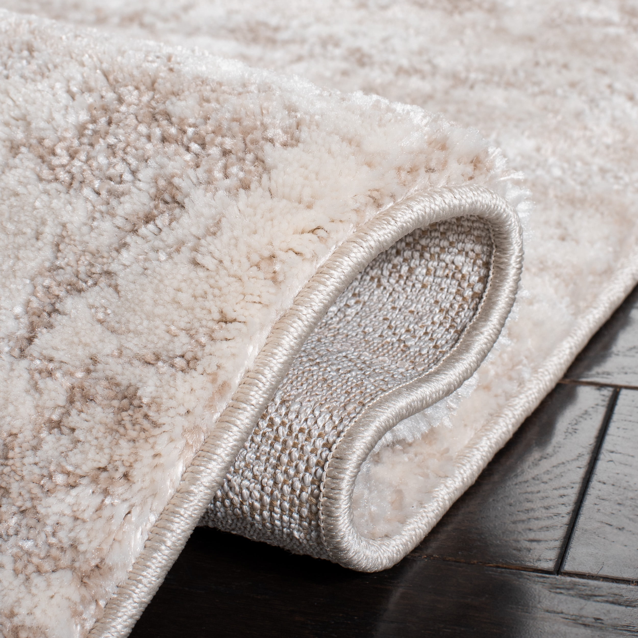 SAFAVIEH Century Arianne Distressed Area Rug, Ivory/Beige, 8' x 8' Square