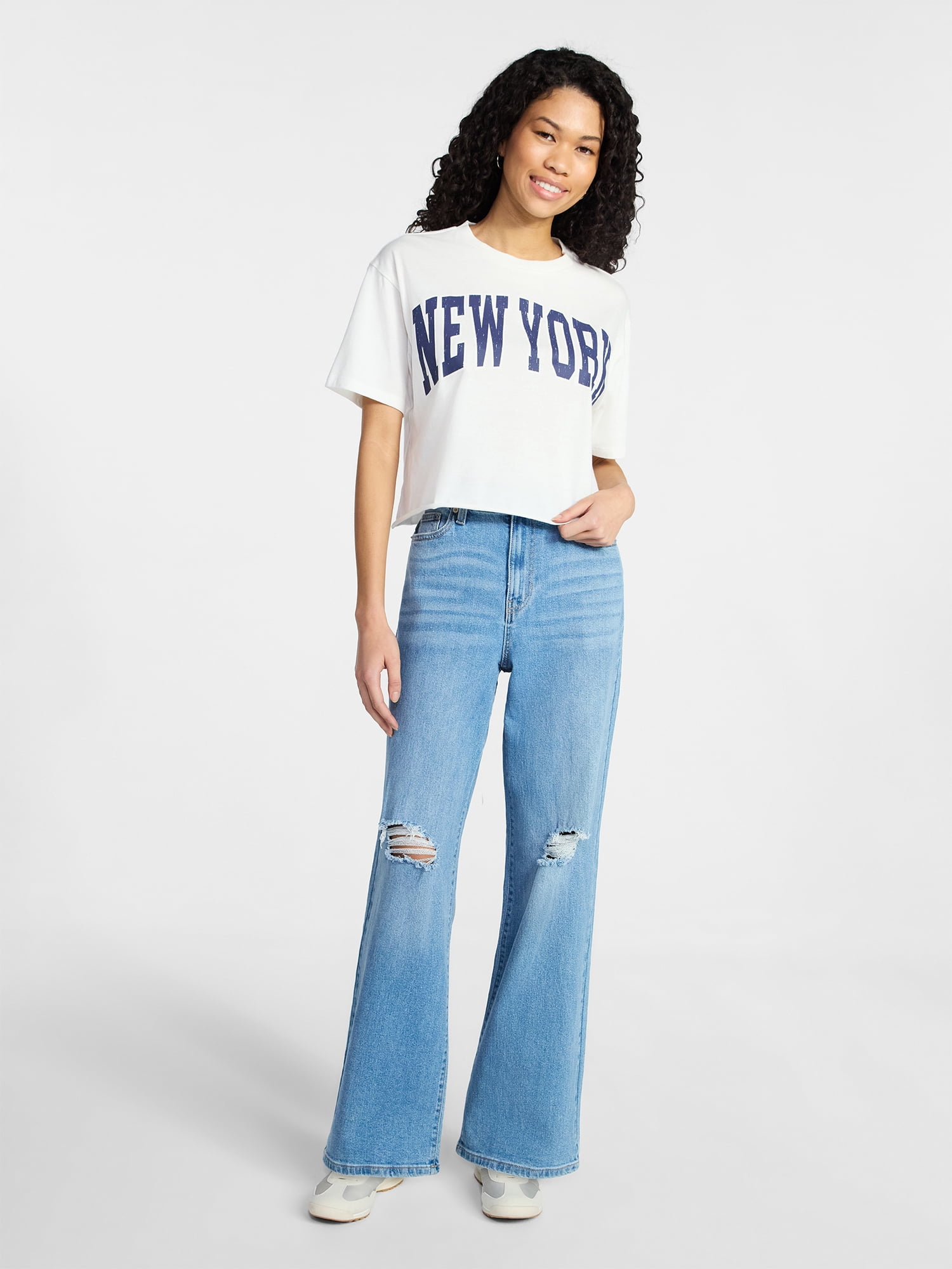 No Boundaries Boxy Cropped Graphic Tee, Women's XXS-XXL