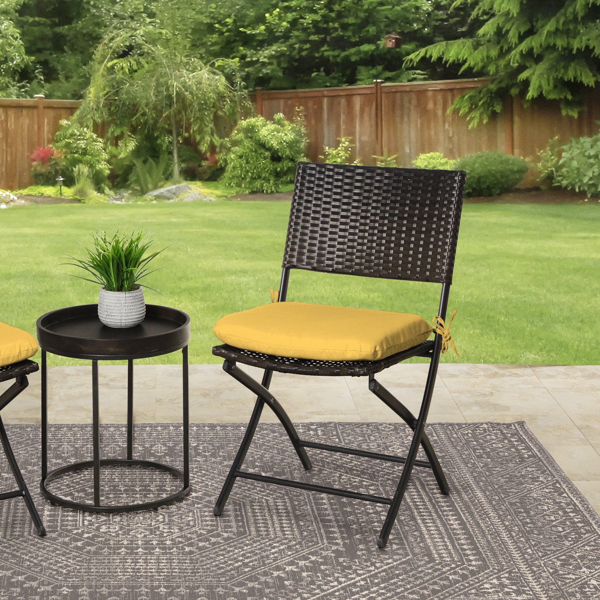 (2 pack) Mainstays Outdoor Seat Pad, Yellow Rectangle, 15.5 in x 17 in, 1 Pack