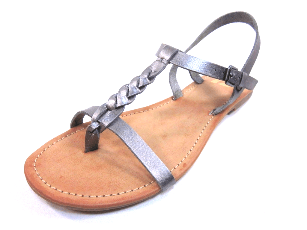 r2 sandals