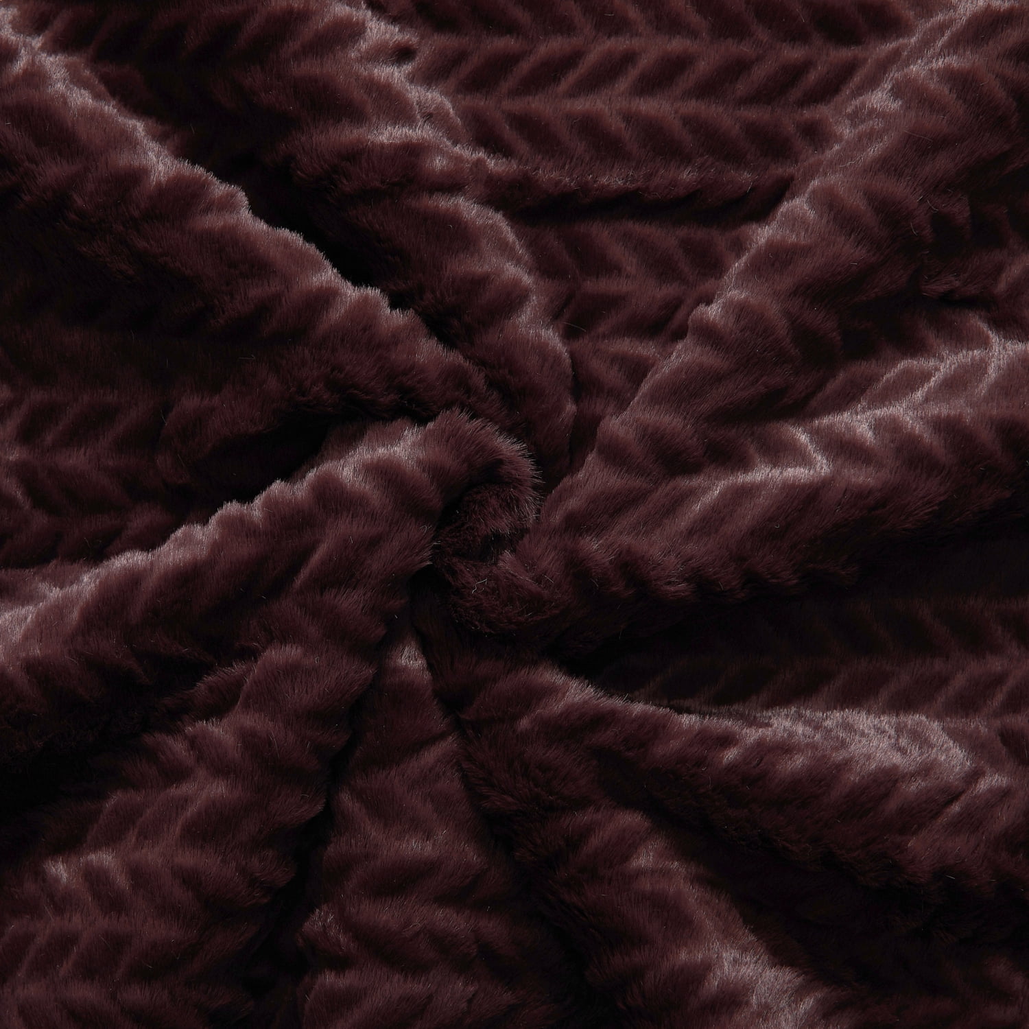 Dearfoams Reversible Embossed Faux Fur to Faux Shearling Oversized Couch Throw Blanket, Brown, 50 x 70 in