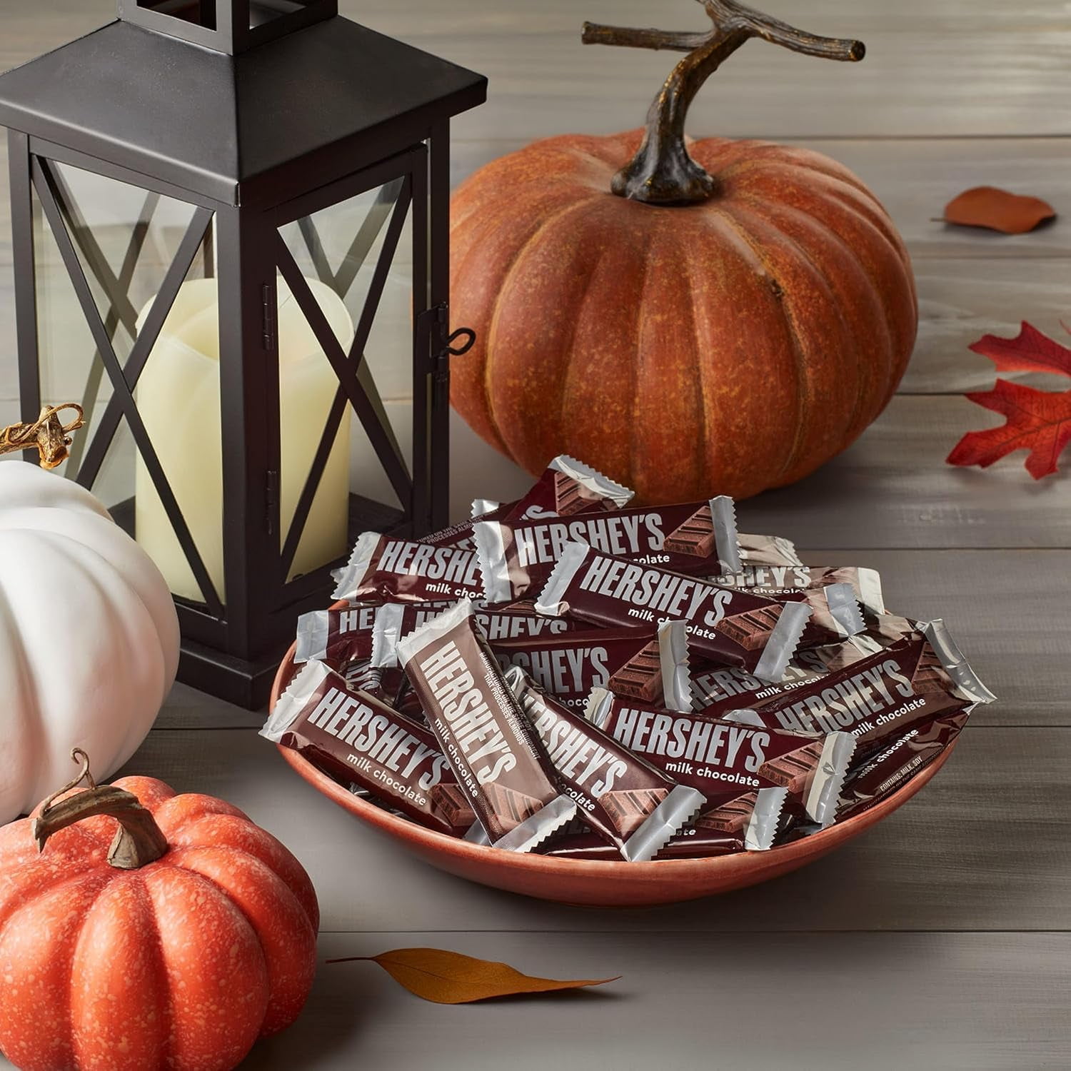 Hershey Snack Size Candy MSF2&nbsp;Bar - 1.5 Pound of Individually Wrapped Pieces - Bulk Party Pack of 50 Fun Size Chocolate Candy Bars - Milk Chocolates