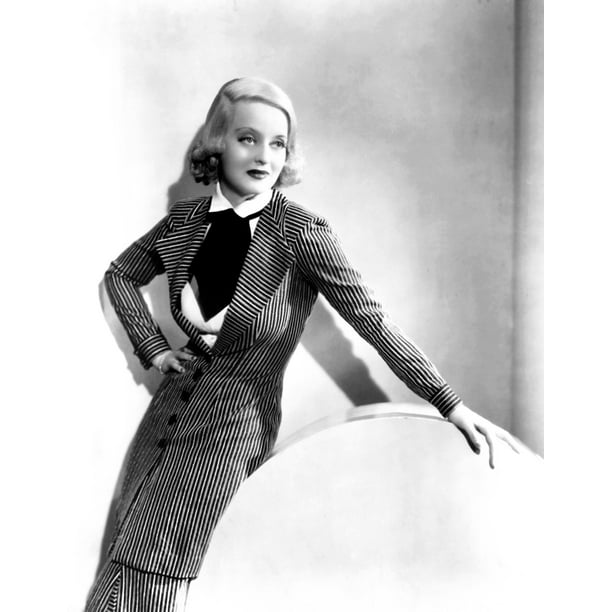 Fashions Of 1934 Bette Davis In A Suit By Orry-Kelly 1934 Photo Print (8 x  10) - Walmart.com - Walmart.com