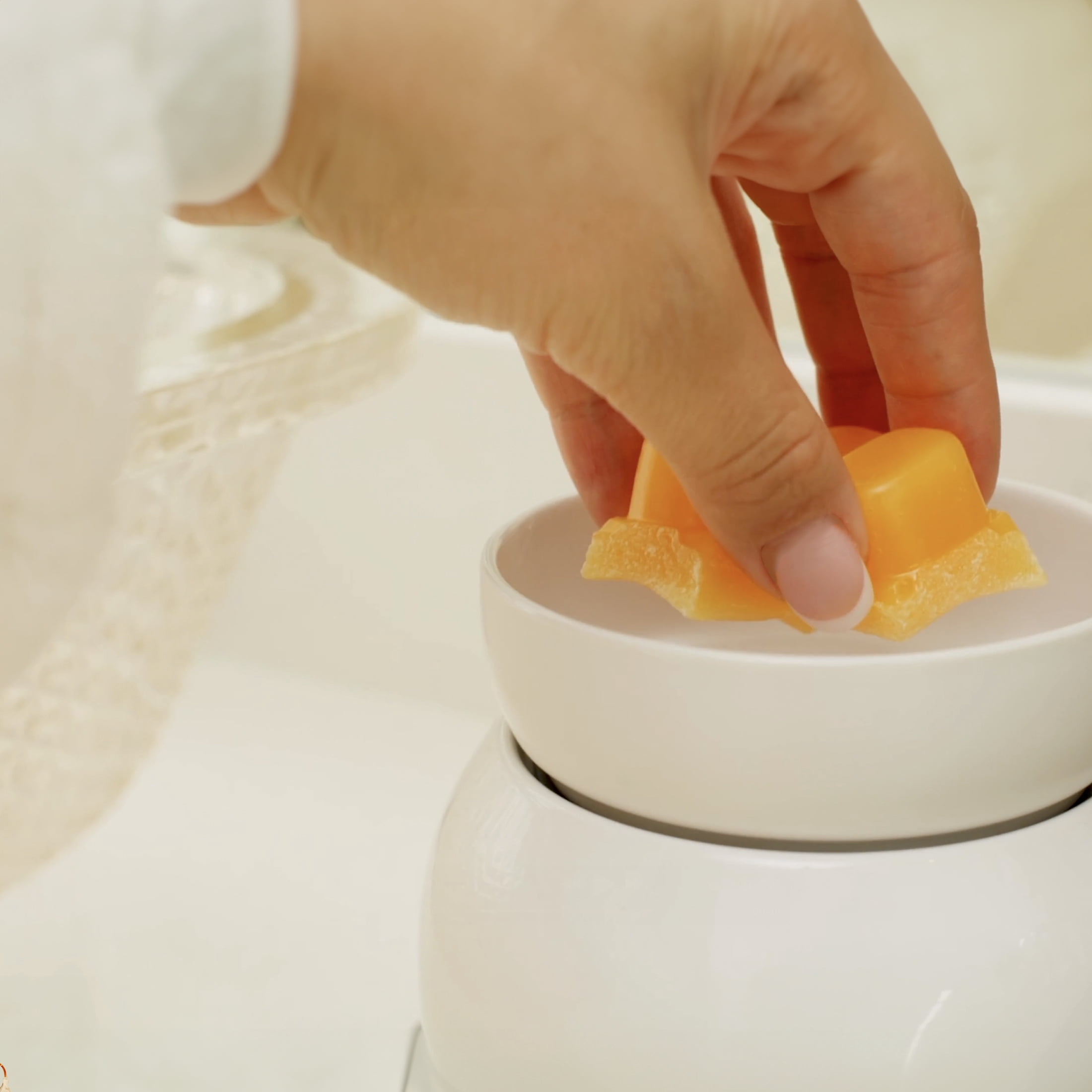 IllumiScents ScentMatch Bubble Wax Warmer White