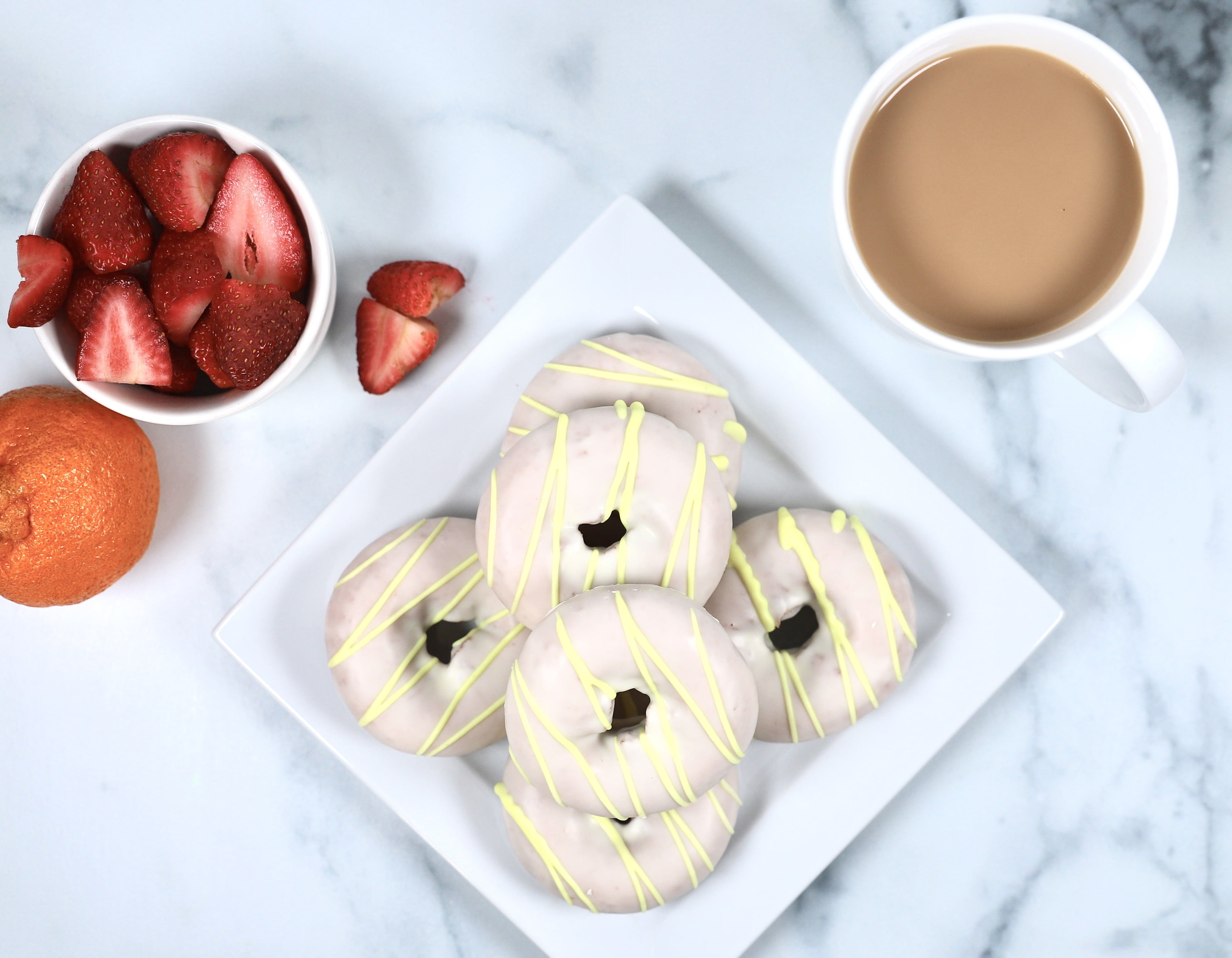 Stan’s Donuts Lemon Dipped Cake Donuts, 12 oz., 6 Count, Bakery Clamshell, Vanilla Donuts Dipped in Citrusy Lemon White Chocolate Drizzle