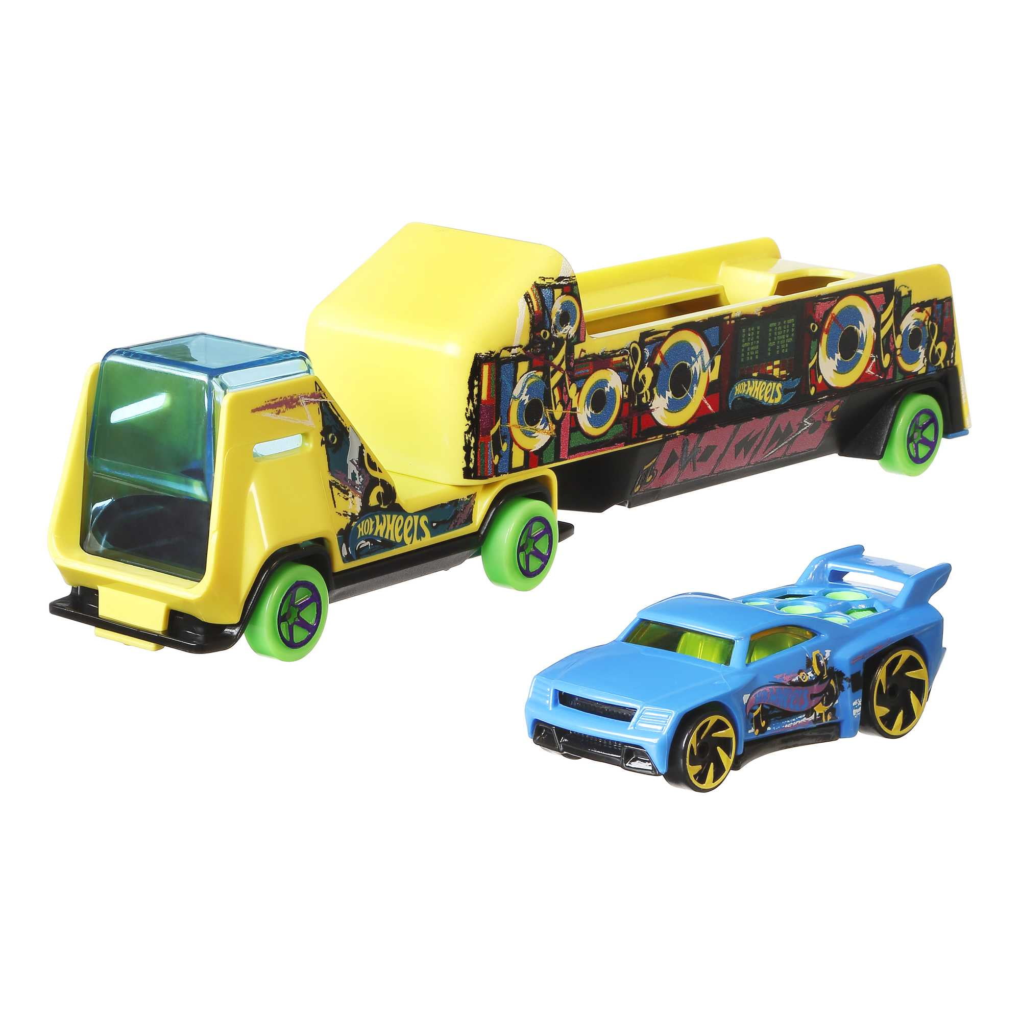 Hot Wheels Super Rigs, 1:64 Scale Toy Car and Matching Transporter