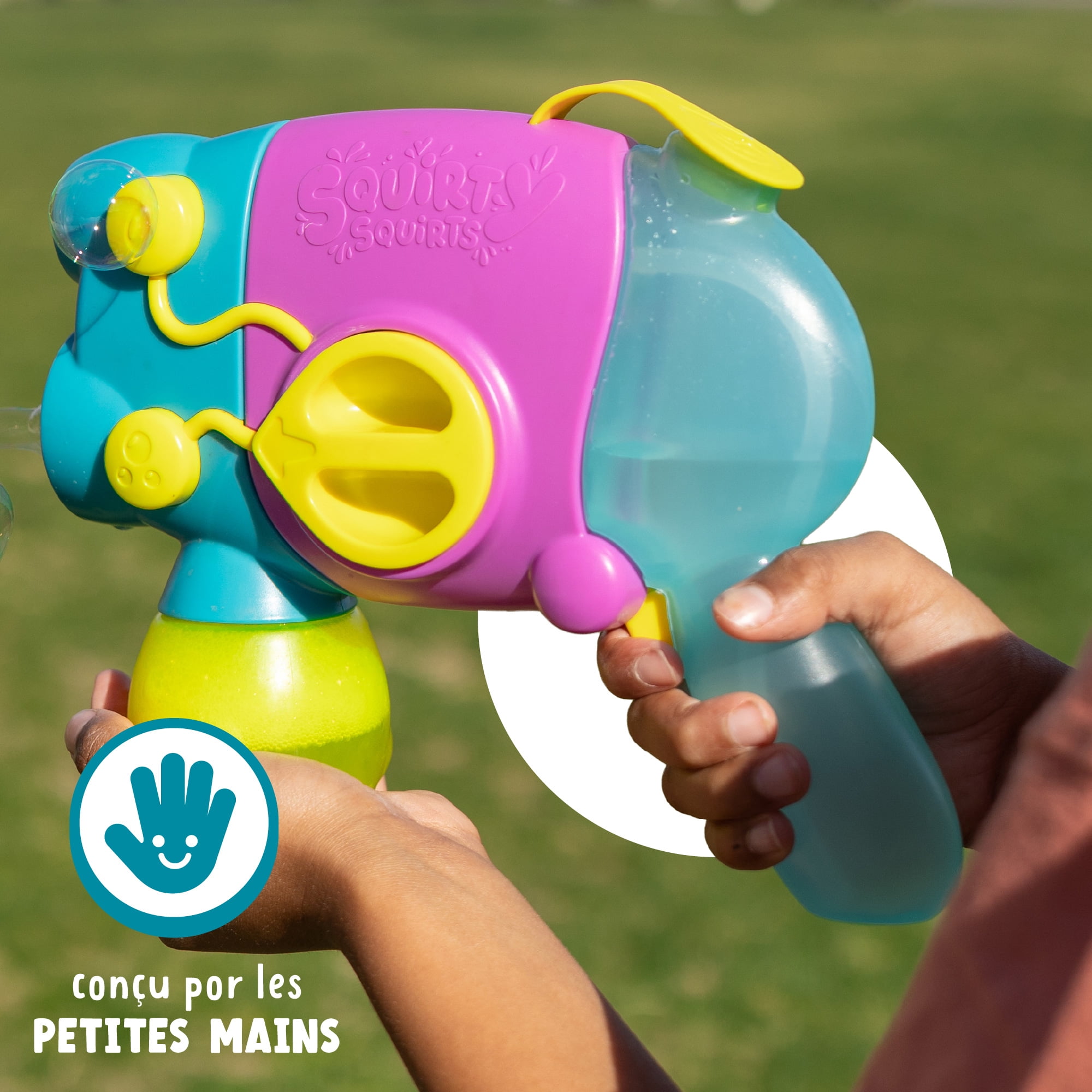 Chuckle & Roar 2-in-1 Bubble & Water Electric Blaster for Children Ages 3+, by Buffalo Games