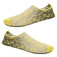 thumbnail image 1 of Zapatos de Agua Unisex Zapatos de Yoga Flexibles Zapatos de Playa Patrón de Banderas de Baño - se describe + se describe, 45-46 amarillo Sunnimix Zapatos para el agua de la piscina, 1 of 8