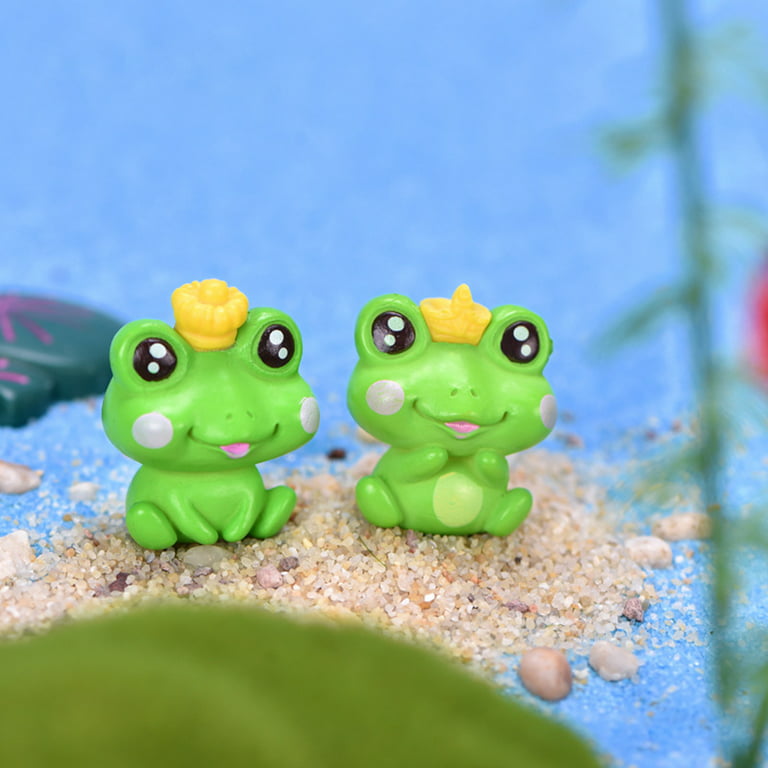 Valatala 6Pcs Plastic Animal Cartoon Frog Micro Landscape Little Figurine  Garden Ornaments Fish Tank Doll Decoration 