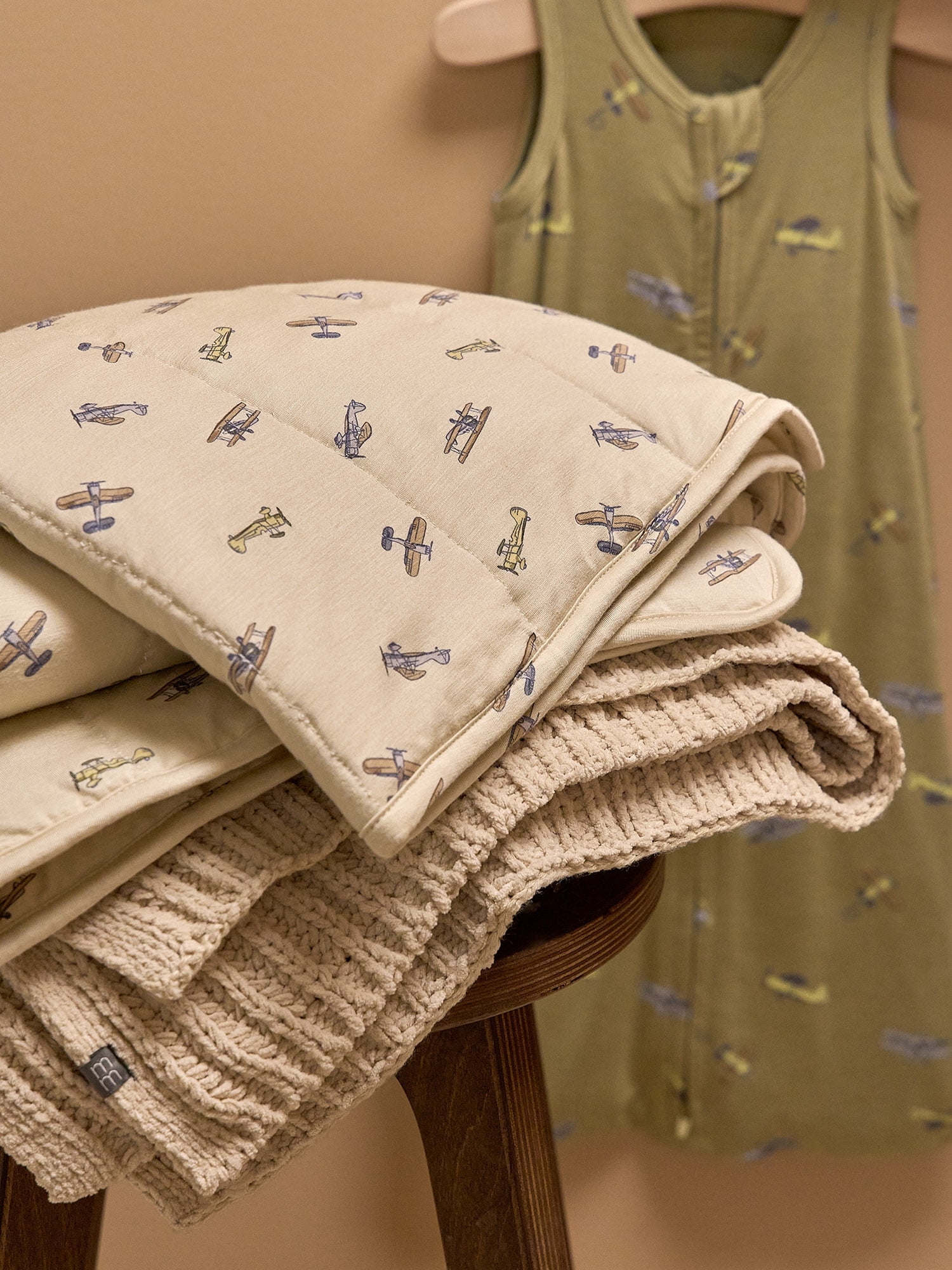 Modern Moments by Gerber Baby Neutral Chenille Blanket, Oatm