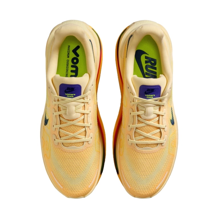 Nike Vomero Premium Alabaster. SIZE 8 - HQ2050-701 Nike Vomero Premium  main image 3