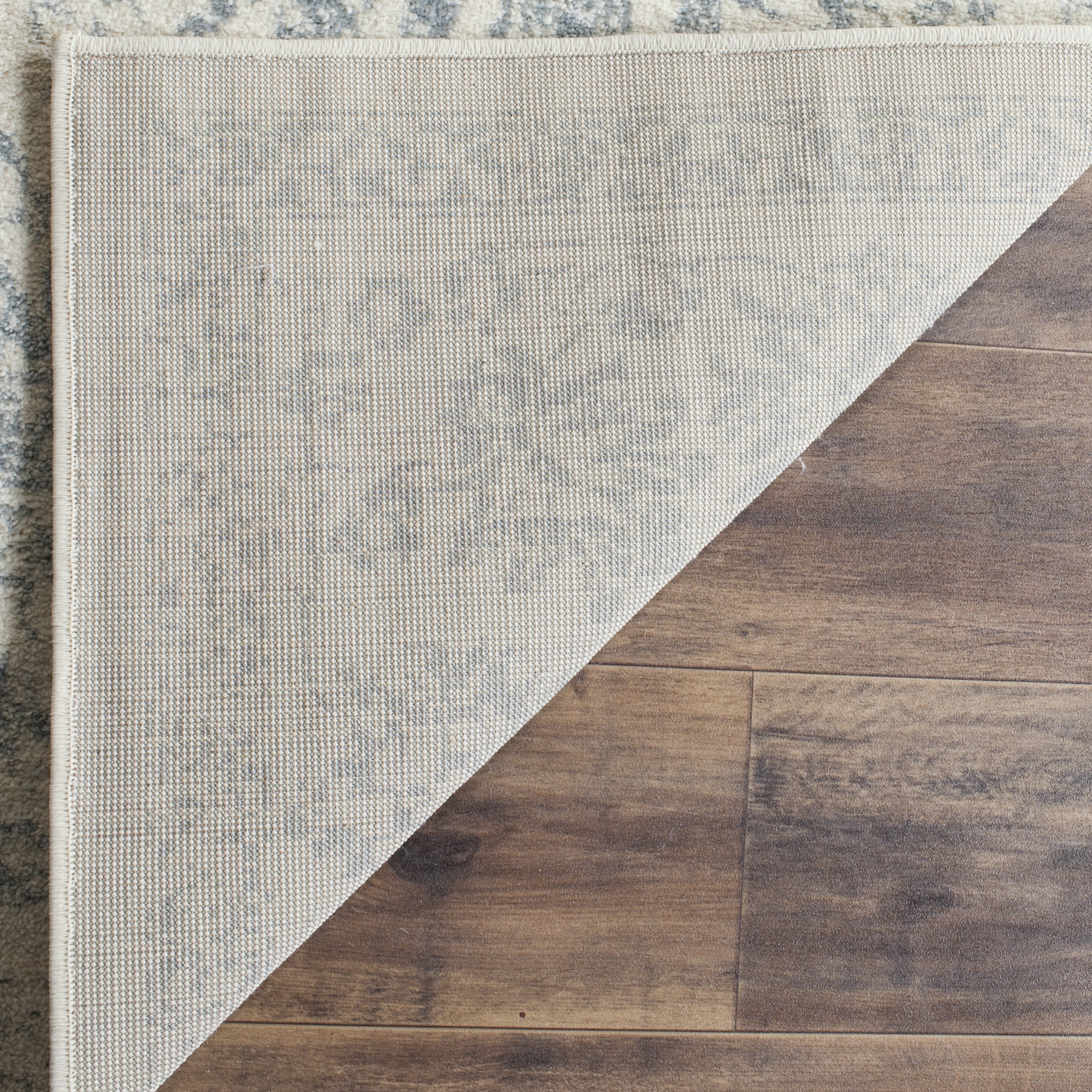 Safavieh Adirondack Wyatt Traditional Distressed Runner Rug, Ivory/Slate, 2'6" x 8'