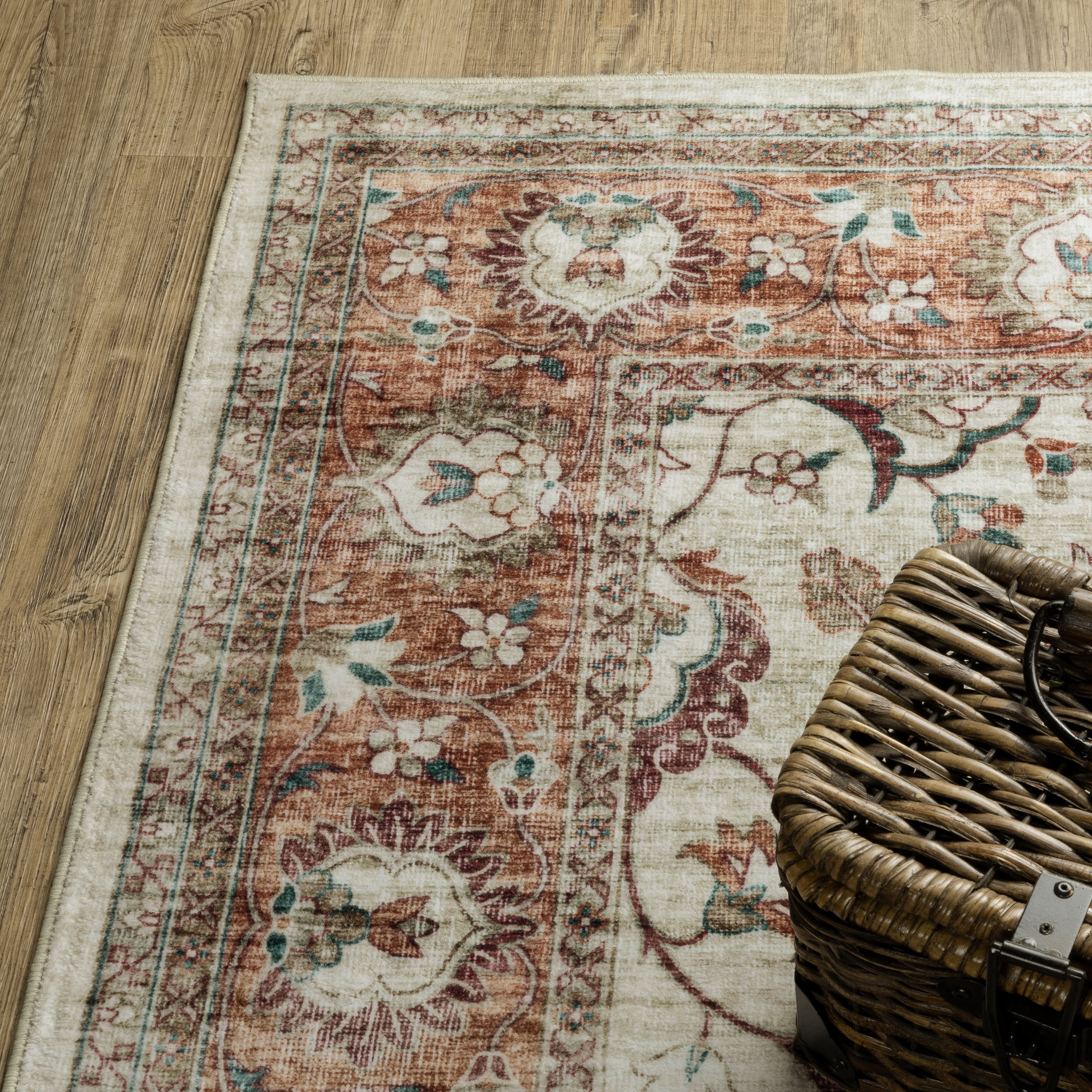 Avalon Home Sebastian Vintage Bordered Ivory/ Rust Washable Indoor Area Rug