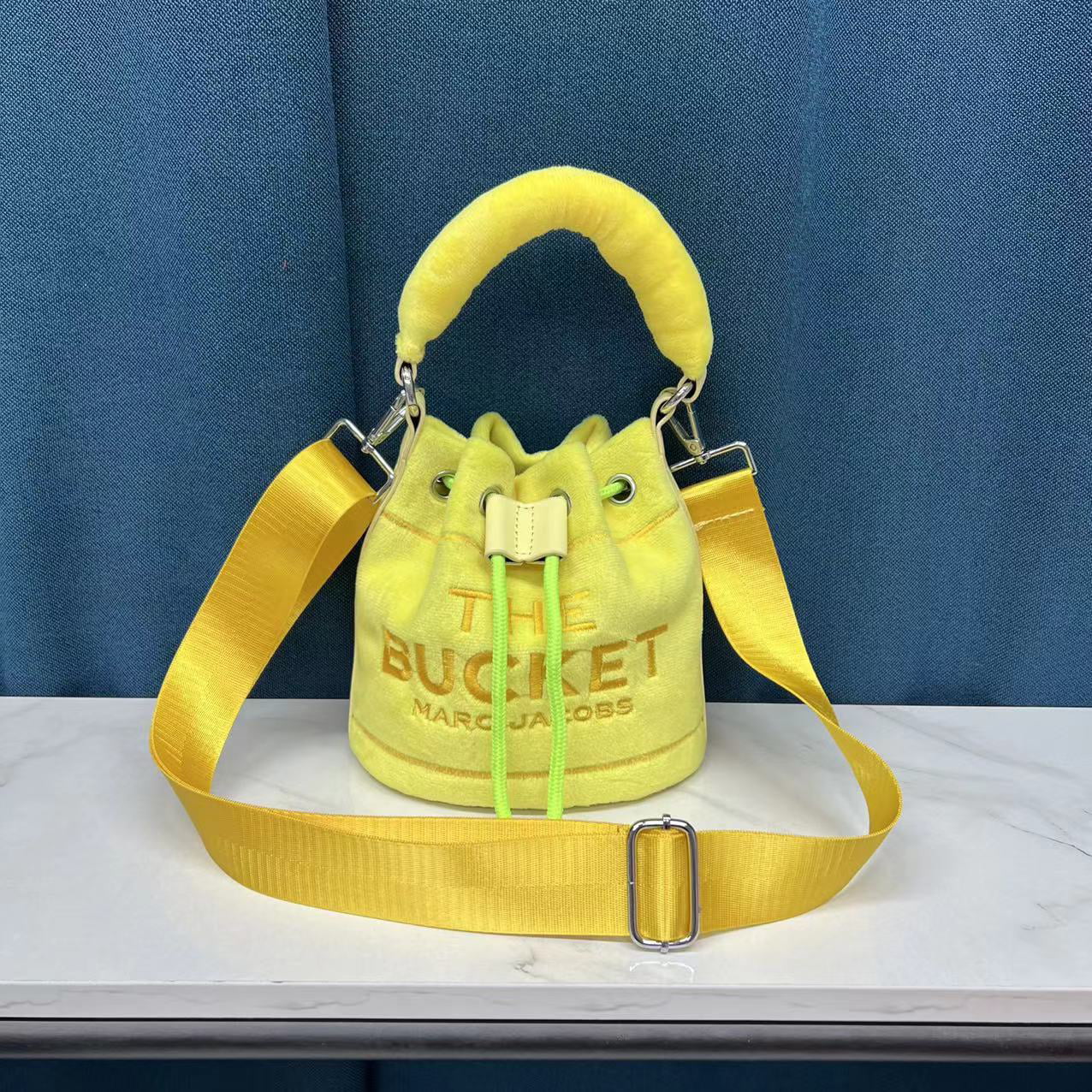 Marc Jacobs Synthetic The Terry Bucket Bag in Yellow Womens Bags Bucket bags and bucket purses 