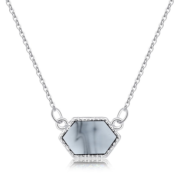 Womens Pendant Necklace Fashion Diamond Shape Charm Necklace Clavicle Necklace