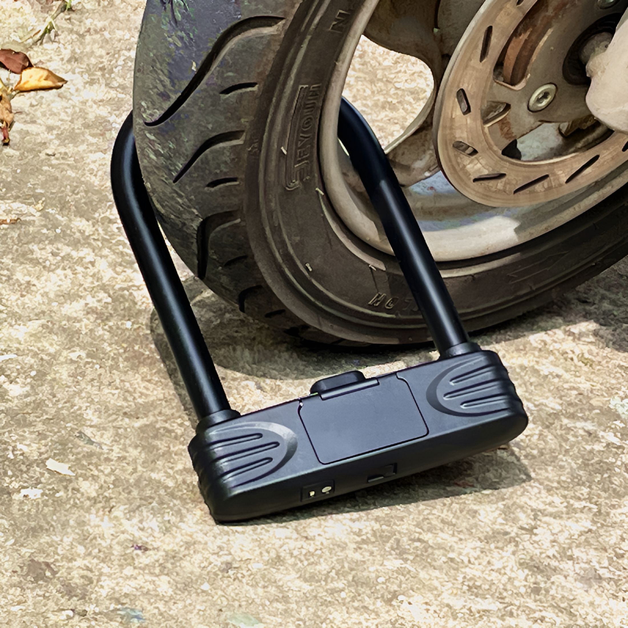 ZHZFKQ 2026 New U Shaped Bike Lock, 4 Digit Code Bike Lock, Resettable Combination Anti Theft Lock for Bike/Scooter/Motorcycle/Bicycle/Door for Commuting, Parking, Outdoor, School, Office