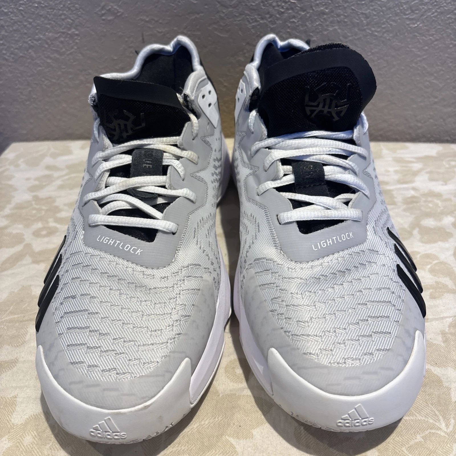 Adidas D.O.N. Issue 4 Mens 8.5 White Gray Black Basketball Shoes Mitchell  GY6509 - Walmart.ca