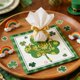 thumbnail image 4 of Vajilla desechable para fiesta temática de San Patricio con diseño de trébol, platos de papel de 18 y 23 cm, vasos de papel y pañuelos, juego de platos de papel con temática de fiesta, vajilla desecha, 4 of 6