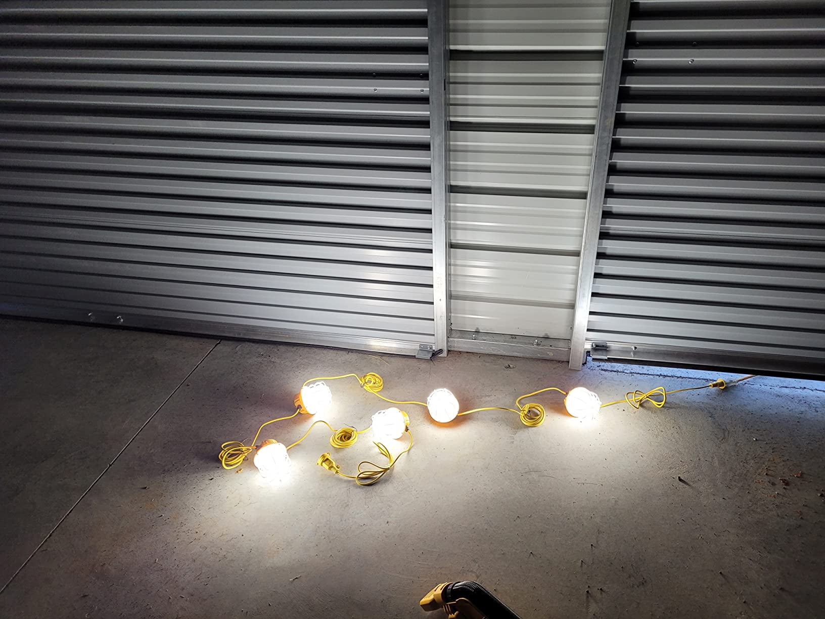 50ft LED Construction String Lights, 75W 7500LM Super Bright LED String Work Lights, Construction Temporary Lights (50ft-5lights)