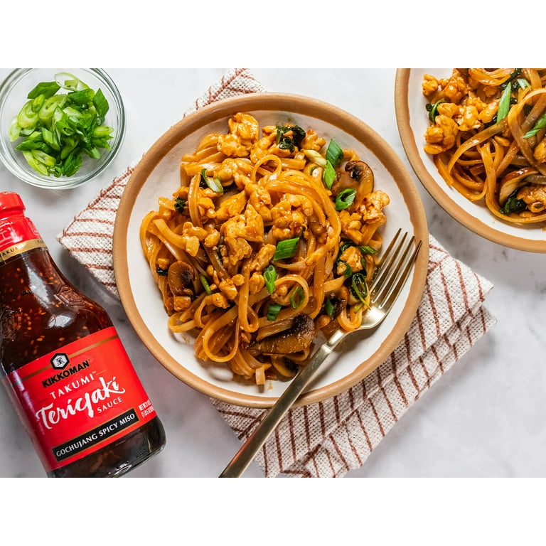Kikkoman Takumi Teriyaki Gochujang Spicy Miso Sauce 21.5 fl oz