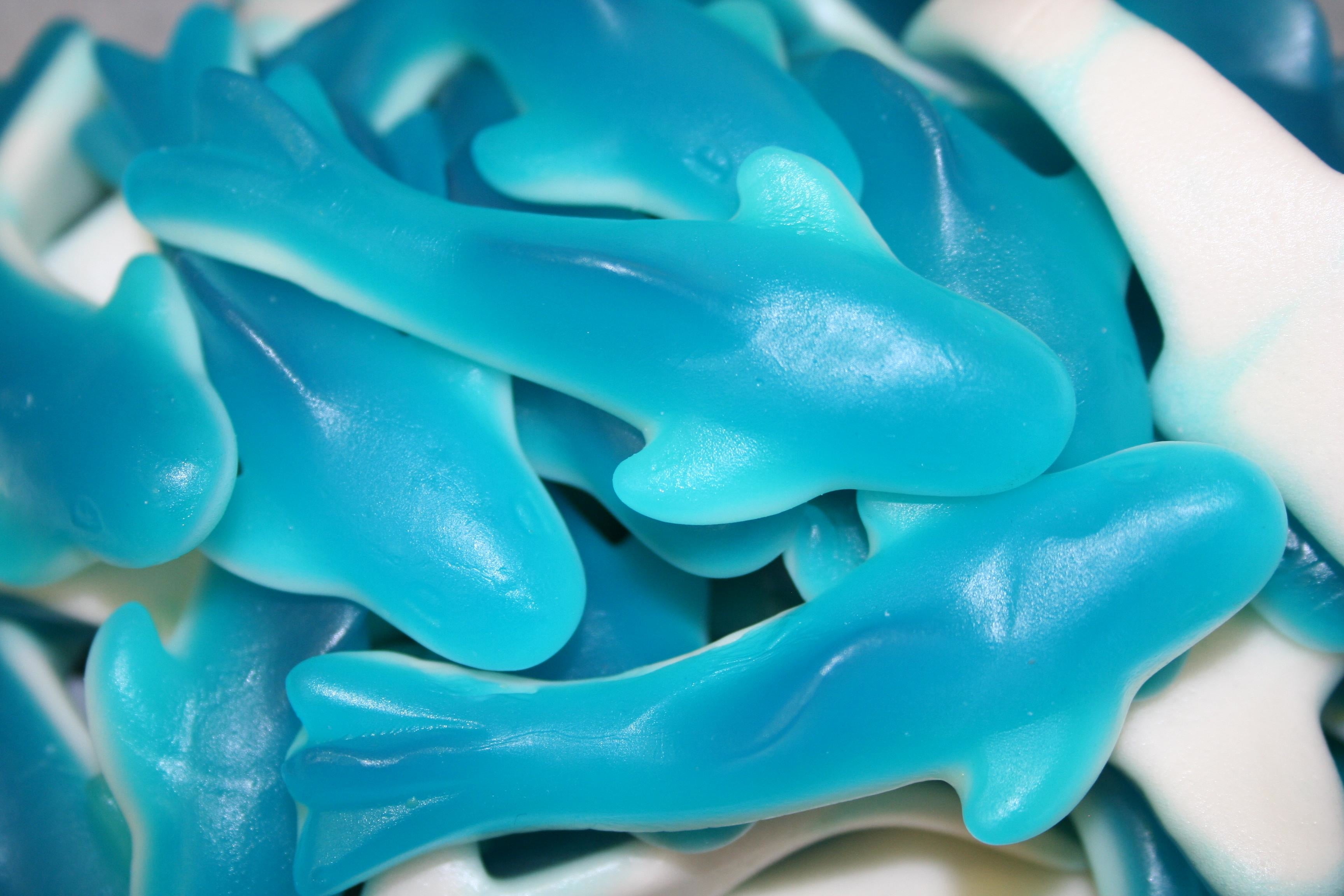 Blue Gummy Bears Hair: 10 Common Mistakes to Avoid When Dyeing Your Hair Blue - wide 10