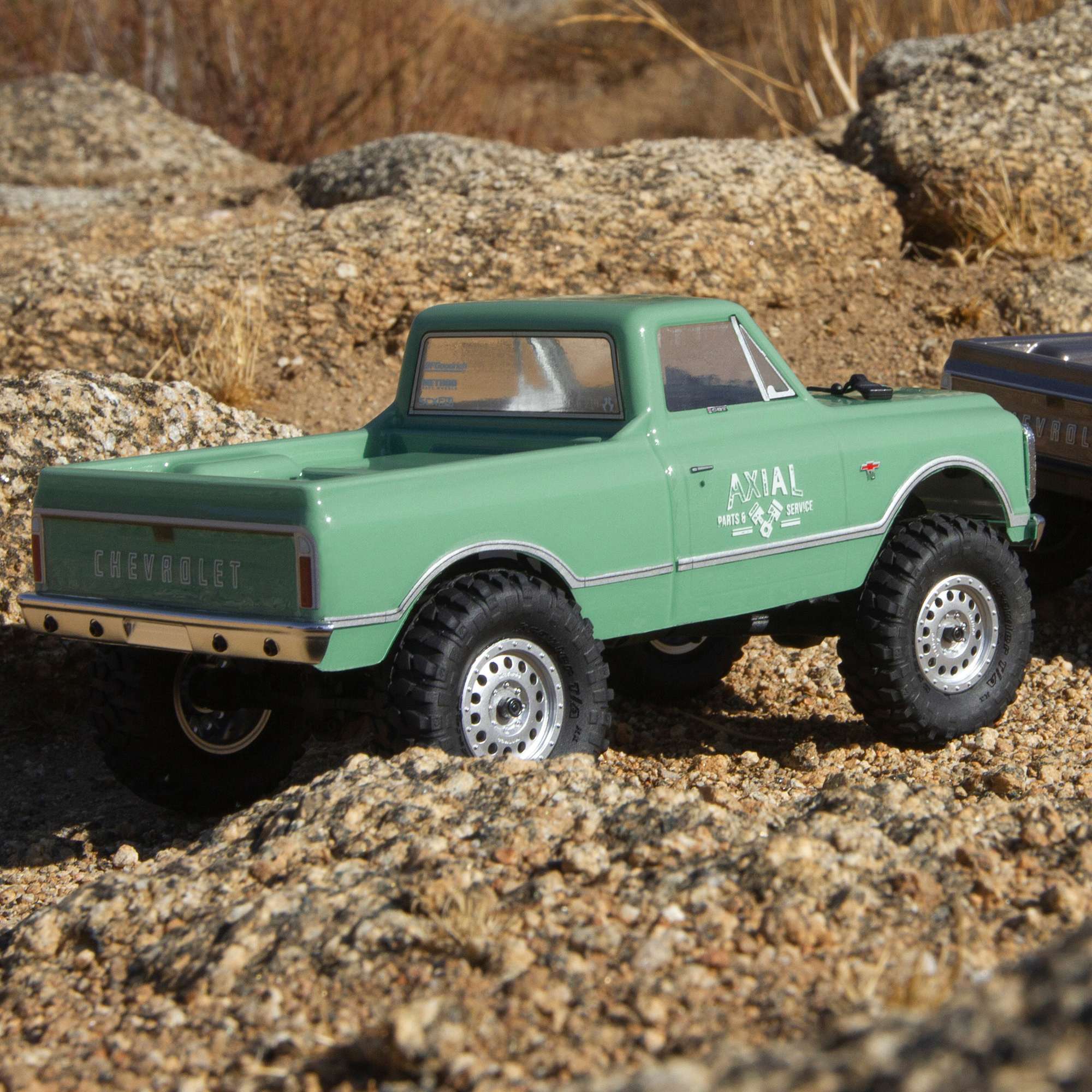 Axial 1/24 SCX24 1967 Chevrolet C10 4 Wheel Drive Truck Brushed RTR Ready to Run Green AXI00001T1 Trucks Electric RTR Other - image 5 of 9