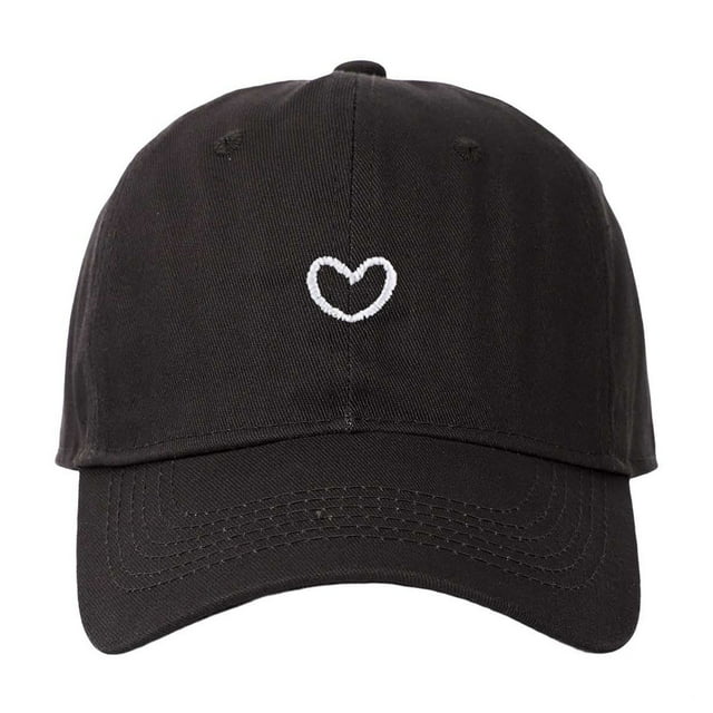 Trendy Heart Embroidered Baseball Cap for Casual Wear Outdoor Activities Versatile Fashion Accessory for All Seasons
