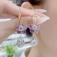 thumbnail image 1 of Fiudx Pendientes de Moda, Elegante Diseño de Aro con Flores, Detalles de Circonitas Cúbicas Brillantes, Detalles de Cristal Únicos, Regalo para Bodas y Fiestas de Noche, Accesorio para El Día a Día,, 1 of 3