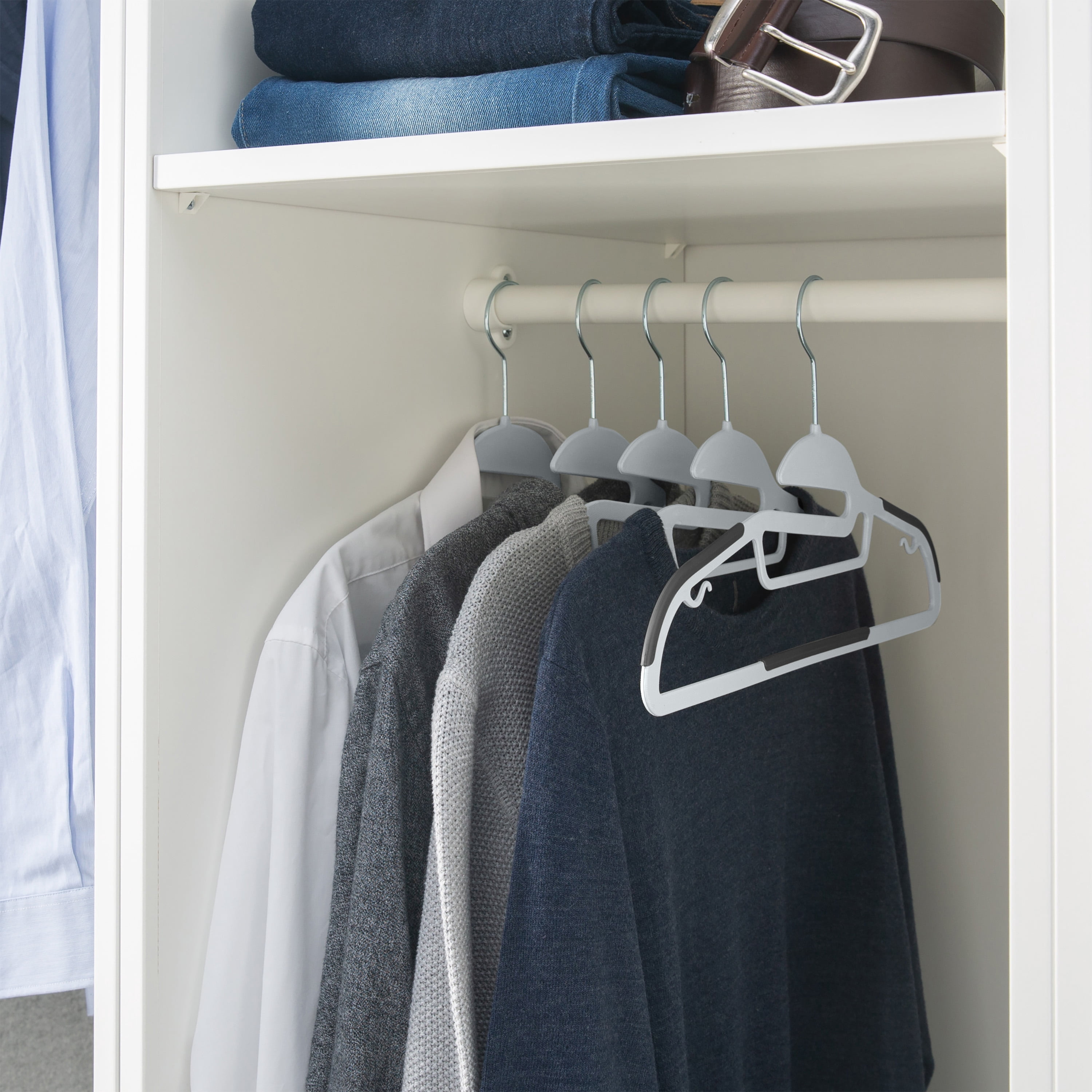 Simplify 64 Pack Ultimate Hanger in White